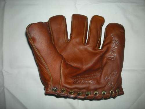 DiMaggio Hutch 360 Front